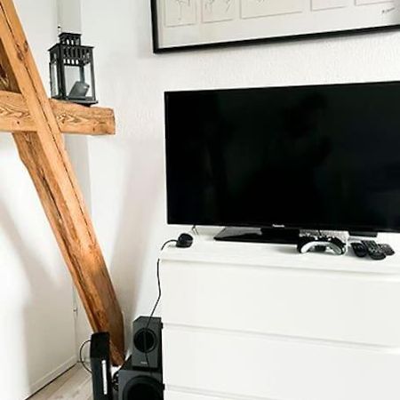 Modernes Apartment Mit Balkon Free Parking Netflix 첼레 외부 사진