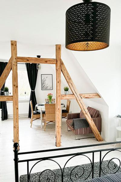 Modernes Apartment Mit Balkon Free Parking Netflix 첼레 외부 사진